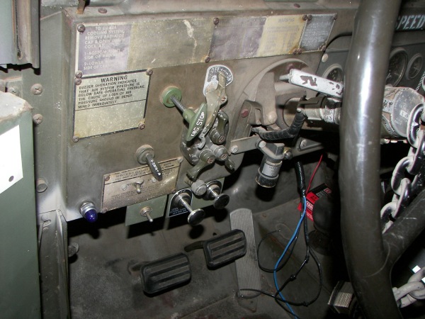 Installing Aux. 24V and 12V Power and an AN/VIC-4 Intercom ... m715 wiring diagram 