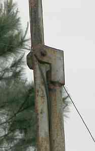 2m_pole_2.jpg