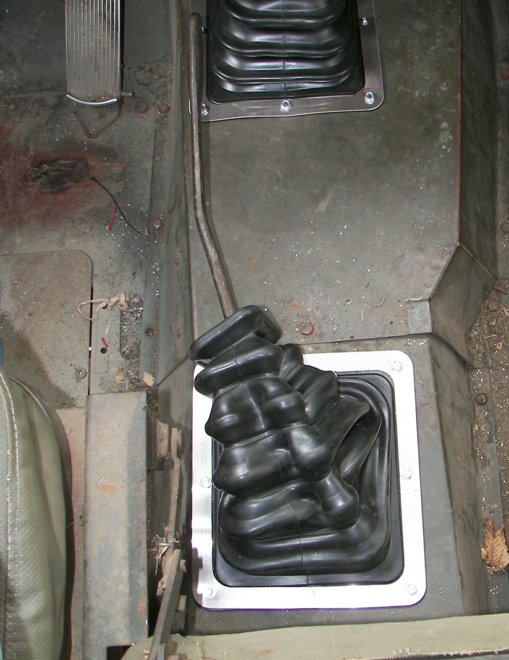 Aftermarket Shifter Boots for the M35